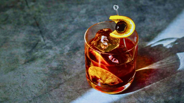 What Does An Old Fashioned Cocktail Taste Like?