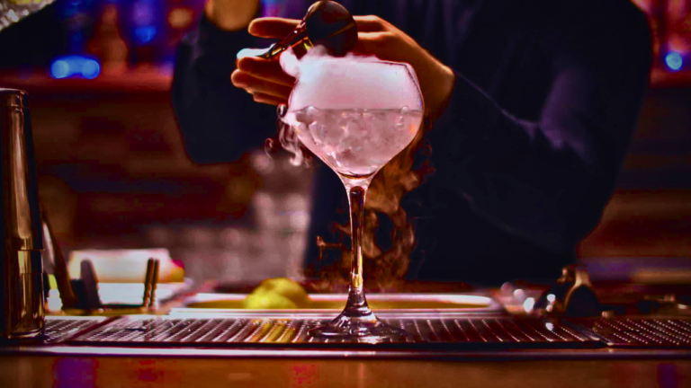 How Do You Add Dry Ice To A Cocktail?